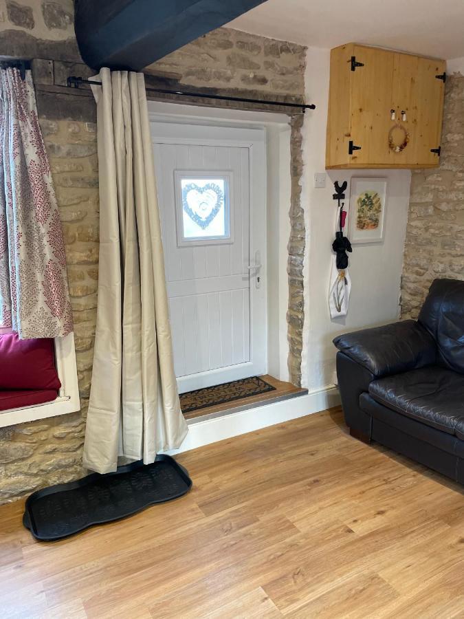 Cotswold Coombe Cottage Wotton-under-Edge Esterno foto